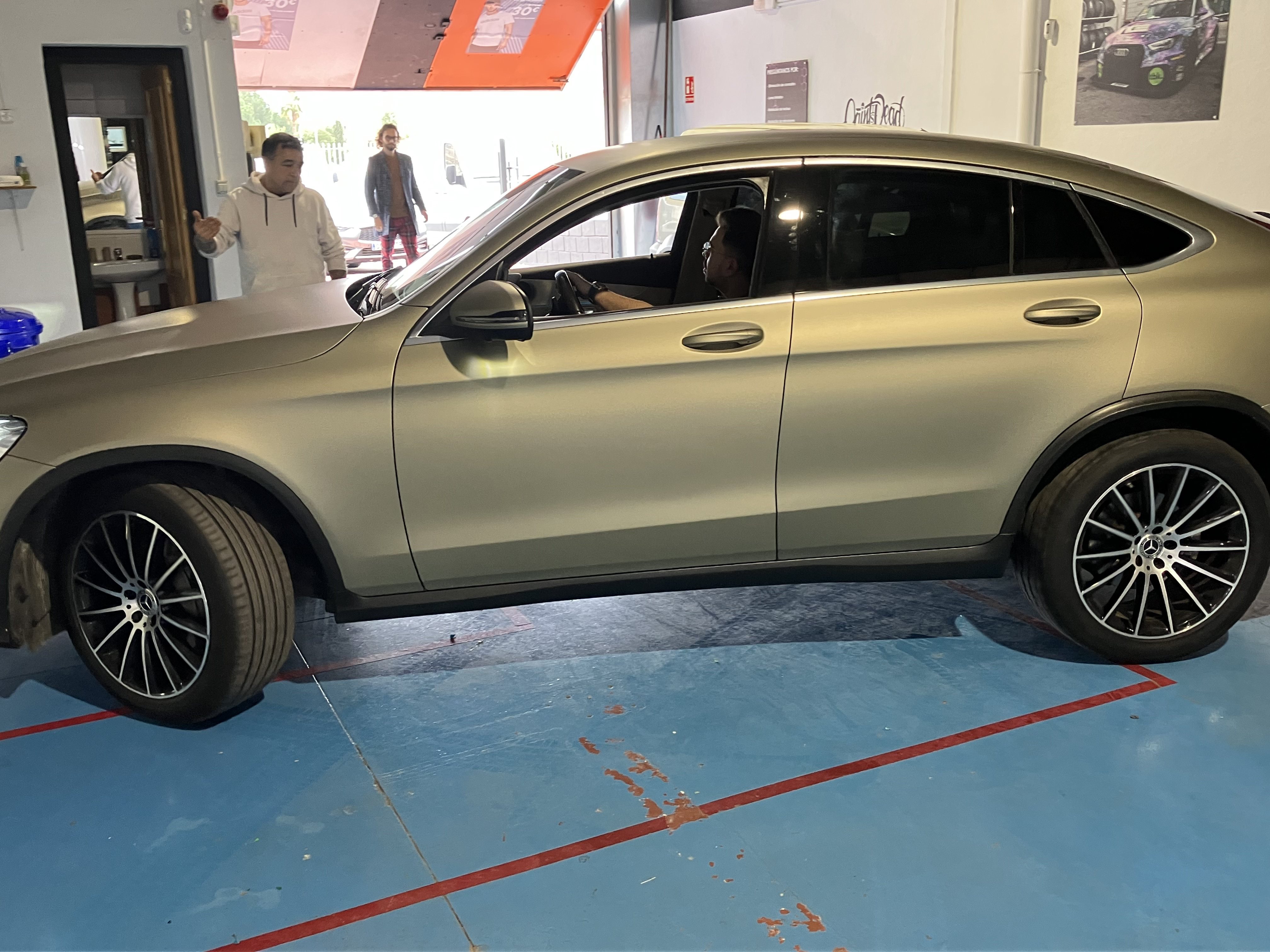 Mercedes GLC — foto 2