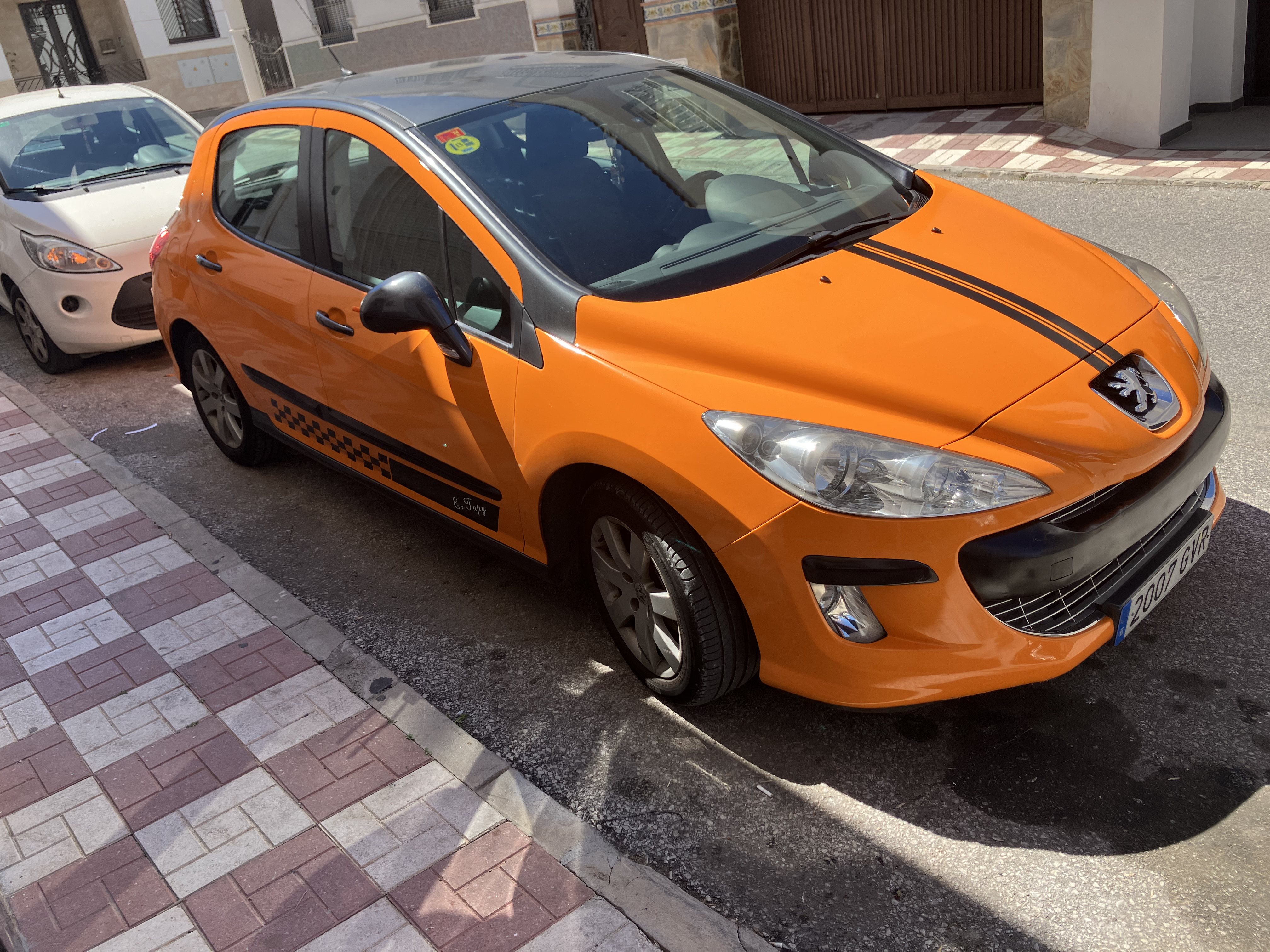 Peugeot Naranja — foto 1